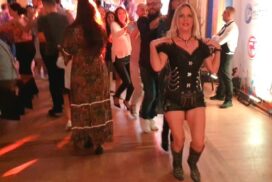 Sängerin, Saxophon, Frontfrau Ulrike Schäfer